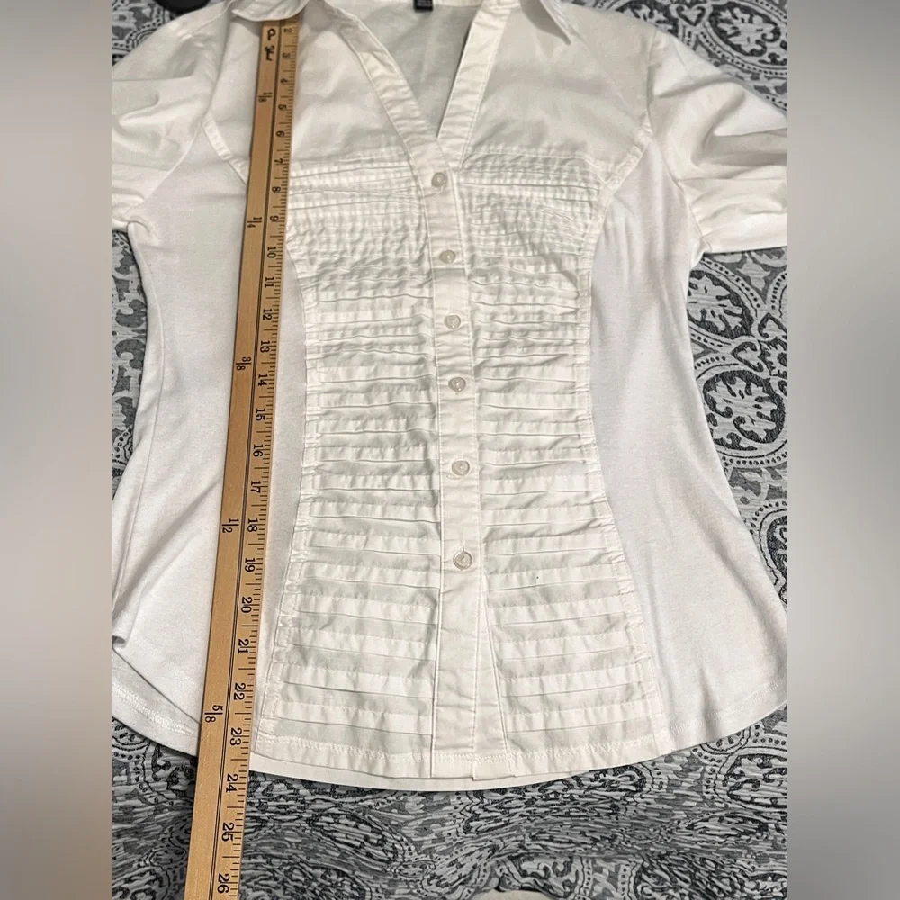 Notations Romantic Victorian White Pleated Front Button-Down Shirt Medium